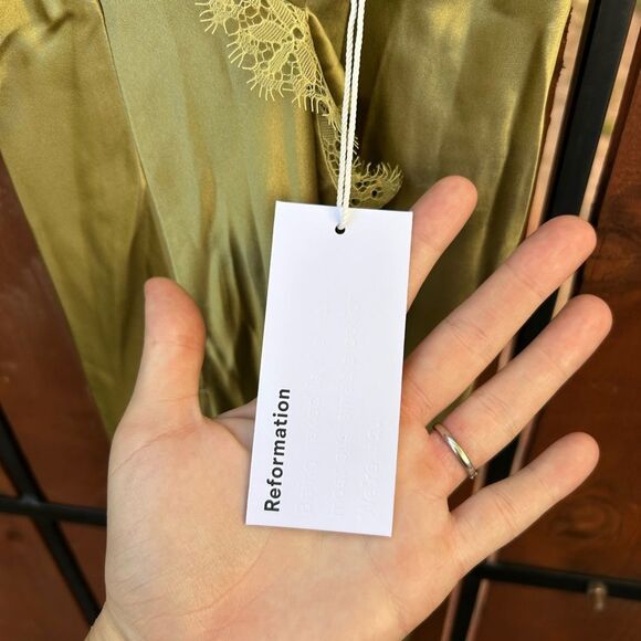NWT Reformation Maysen Silk Dress - Olive Oil size 6 - Picture 10 of 12